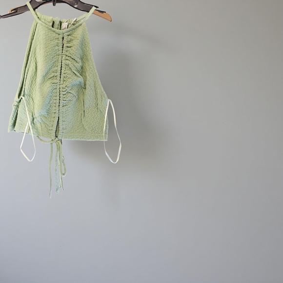 NWOT Size Small Bundle of Elodie Crop Tops - Picture 3 of 10